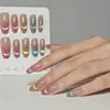 Verano Nuevo Arte de Uñas Hecho a Mano Uñas Postizas Desgastables Gradiente Azul Ojo de Gato Perlas de Vidrio Suaves Aspecto Elegante de Alta Gama Que Realza el Tono de Piel