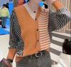 Combinação de Cores Nova Primavera 2025 Camisa Falsa de Duas Peças Mangas Costuradas Cardigan de Tricô Gola V de Botão Único Top Retrô para Mulheres