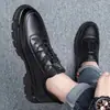 Zapatos de Cuero para Hombre 2026 Nuevo Estilo Formal de Negocios Zapatos de Cuero de Suela Suave Cuero Negro Casual Estilo Británico Transpirables Zapatos para Hombre