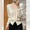 Cárdigan de punto con cuello en V de encaje suave estilo coreano para mujer, nuevo top versátil de alta gama para el otoño de 2026