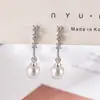 Brincos de Diamante e Pérola de Três Pedras para Mulheres, Apresentando um Design Luxuoso e Sofisticado com Zircônia Microincrustada