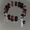 Presente de Festival do Meio do Outono para a Mãe da Namorada: Pulseira de Lótus com Contas Vermelhas Estilo Chinês e Design de Lótus Dourado, Impressão Atacado