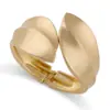 Pulsera Popular Transfronteriza de Metal Brillante con Forma de Ola Estilo Minimalista Europeo y Americano Pulsera Abierta Irregular Fábrica de Joyería para Mujer