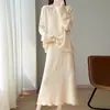 Conjunto de Dos Piezas para Mujer: Cárdigan de Punto 100% Lana Merceizada de Cuello Redondo y Vestido Camisola - Conjunto de Encaje de Ganchillo Hueco