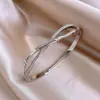Pulsera Cruz de Bambú con Circonita Nueva Estilo Chino Electrochapada en Oro Real de 18K, Pulsera de Lujo Ligero de Gama Alta, Joyería de Mano Retro Creativa