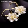 Pendientes 2021 Nueva Moda Blanca Flor Grande Otoño e Invierno Elegantes Pendientes Mujer Exagerados Pendientes Celebridades de Internet Coreanas