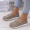 Mocassins femininos plus size transfronteiriços primavera e outono 2025 novos confortáveis retrô slip-on casuais sapatos baixos
