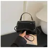 Bolsa Quadrada Pequena Versátil Cor Sólida Tendência Retrô Feminina Outono Novo Estilo 2026 Personalidade Casual Moda Leve Bolsa Transversal