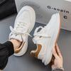 Sapatos Masculinos 2025 Nova Primavera Tênis Brancos Leves Tendência Versátil Fashionável Respirável Jovem Nicho Sapatos da Moda