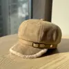 Nova Moda Outono e Inverno Fivela de Cinto de Couro Chapéu Octogonal para Mulheres, Estilo Coreano Simples Quente Chapéu Boina com Acabamento em Pele, Chapéu que Afina o Rosto e Cobre o Rosto