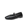 Zapatos Mary Jane Adelgazantes y Elegantes con Diseño de Camelia, Zapatos Cuadrados Franceses para Viajar para Mujer, Primavera 2026, Hebilla Tacón Grueso, Estilo Retro