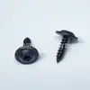 Tornillo autorroscante de cabeza hexagonal interior negra con arandela grande de cabeza redonda con flor de ciruelo y punta afilada M4