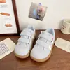 Zapatillas para niñas Dopamine 2026 Primavera y Otoño calzado versátil para niños mocasines de suela blanda para niñas zapatos casuales elegantes
