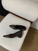 []Outono de 2026 Novos Sapatos Femininos Aumento Interno de Altura Fivela Francesa Sapatos de Salto Único Sapatos Femininos