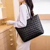 Bolso de Hombro y Mano Grande Rosa Acolchado Nuevo para Mujer
