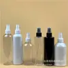 En stock botella de spray de 250 ml para mascotas hombro redondo corta y ancha botella de spray transparente botella de spray de hombro plano botella de plástico