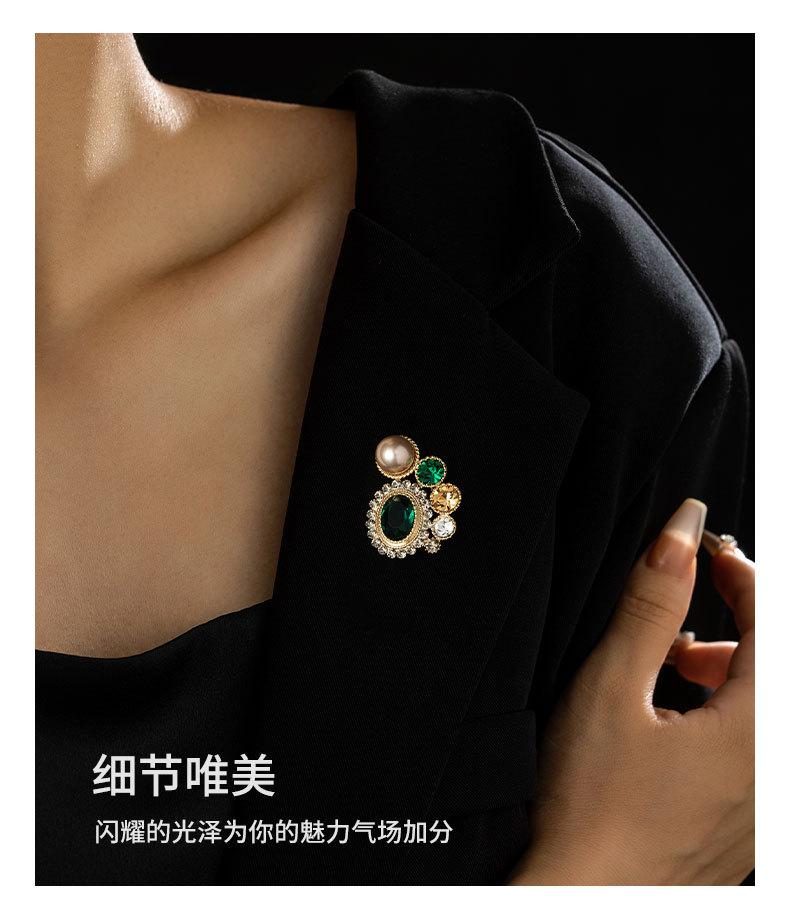 复古英伦风几何形胸针时尚优雅高级感个性胸花新品潮款