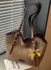 Bolsa de Pano Casual da Moda com Design de Nicho de Verão Exquisite para Passeio Bolsa de Ombro Versátil de Grande Capacidade Bolsa Feminina