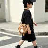 Bolsa Infantil Urso de Bolinhas Desenho Animado Fofo Estilo Nicho para Ir ao Trabalho Mochila para Meninos e Meninas Bolsa Transversal de Ombro Único da Moda