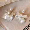 Aretes de Perla en Forma de Pétalo Estilo Francés para Mujer, Lujo de Nicho de Alta Gama, Aretes de Doble Uso, Aretes Elegantes Super Hada