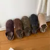 2026 estilo preguiçoso slip-on casual com sola grossa bico fechado meias-pantufas para mulheres, pantufas de inverno para exterior