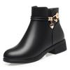 Zapatos acolchados de algodón para madres primerizas de otoño e invierno, botas cortas antideslizantes de tacón grueso con forro polar, botas cálidas para mujeres de mediana edad y mayores, botas de una sola capa de tacón medio para mujer