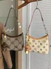 Bolso de Axila Bolso de Mujer 2026 Nuevo Bolso Casual de Hombro Único Textura de Alta Gama Lujo Ligero Moda Retro Bolso de Hombro Cruzado Único