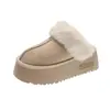 Zapatillas de felpa para exteriores, tamaño pequeño, suela gruesa, cálidas, puntera cerrada, estilo media zapatilla, cómodas para el invierno, forradas de felpa, botas de nieve, zapatillas de algodón para mujer