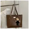 Bolso de Mujer de Moda de Gran Capacidad para Otoño 2025, Bolso de Hombro Versátil de Nicho de Gama Alta, Bolso Tote de Moda para el Trabajo