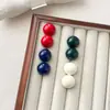 Brincos Coloridos Dopamina Retro para Mulheres, Brincos Simples e Versáteis para o Dia a Dia, Alto Padrão, Luxo Leve, Design de Nicho