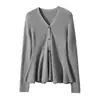 Top de punto con dobladillo de cola de pez de diseño japonés y coreano transfronterizo para mujer, nuevo top de cuello en V para otoño e invierno 2026