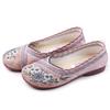 Zapatos Bordados de Estilo Étnico para Mujer con Suela Blanda Primavera y Otoño Nuevos Zapatos de Tela de Pekín Antiguo para Mujer Zapatos de Una Capa para Mujer Cómodos Transpirables Zapatos de Madre