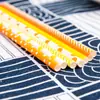 Un gran número de pajitas de papel desechables al por mayor en stock pajita de papel degradable serie naranja