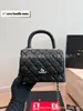 Bolso acolchado con cadena estilo Chanel 2026 para mujer, minibolso de mano y bandolera, bolso Nano versátil de moda de lujo ligero