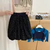 ¡Pequeño Pavo Real Azul Blanqueador Dulce! Conjunto de Dos Piezas para Niñas Estilo Coreano Otoño Top de Lunares Pantalones de Abuela Conjunto de Dos Piezas Moderno