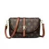 Bolso de mujer transfronterizo 2026 modelo nuevo para madres de mediana edad, bolso de hombro cruzado estampado casual, bolso de mano pequeño vintage