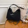 2026 Inverno Novo Estiloso e Único Moda Nicho Design Versátil Casual Simples Texturizado Bolsa de Ombro Bolsa Transversal