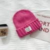 Chapéu de lã estilo coreano all-match letras quentes outono e inverno Novo chapéu de malha grossa estudante rosto olhando na moda chapéu frio toe cap