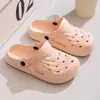 Nuevo Modelo de Zuecos Unisex de Qidashun, Zapatos de Playa de Verano, Sandalias de Moda de Doble Uso para Pareja, Transpirables para Deriva y Uso en el Jardín