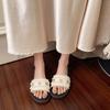 Zapatillas estilo Chanel de estilo francés para mujer, atuendo de verano 2025, nuevo estilo, moda de celebridad de internet, sandalias planas de playa con pedrería