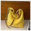 Bolso Tote de Hombro Cruzado Otoño e Invierno 2026 Nuevo Nicho Simple y Elegante con Textura Estilizada y de Moda