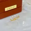 Anel de Pérola de Água Doce Design Flor de Pena Estilo Real Fonte de Pérolas Zhuji Sensação de Alto Padrão Aberto Ajustável