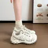 Tênis dad feminino de sola grossa para aumentar a altura, novo modelo de verão 2026, tênis esportivos casuais de malha respirável, sapatos para caminhada ao ar livre