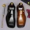 Zapatos cuadrados de cuero para hombre, estilo británico, con hebilla, adecuados para uso de negocios y casual, disponibles en tallas grandes, cuero genuino, mocasines sin cordones
