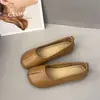 Zapatos planos versátiles de cuero suave, punta redonda, estilo vintage nuevo, zapatos para mujer sin cordones con costura frontal, corte bajo suave y separación de dedos 2026