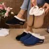 Pantuflas de cuña con forro polar transfronterizas europeas y americanas para mujer, talla grande, nuevo estilo otoño 2026, suela gruesa, cálidas, peludas, de punta cerrada, de algodón