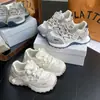 Zapatos de Mujer Que Hacen los Pies Más Pequeños, Zapatillas de Entrenamiento Alemanas de Suela Gruesa, Zapatos Versátiles Forrest Gump para Mujer, Zapatos Deportivos Casuales de Malla Transpirable