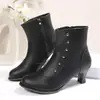 Botas Femininas Curtas para Tornozelo Decoração com Rebites Bloco de Cores Salto Grosso Salto Alto Zíper Lateral Botas de Tornozelo Moda Outono Inverno Botas Martin Botas de Cavaleiro