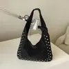 Comercio Exterior Viajes Transfronterizos Europeos y Americanos 2026 Nuevo Estilo de Personalidad Remache Motociclista Gran Capacidad Retro Bolso de Hombro Único