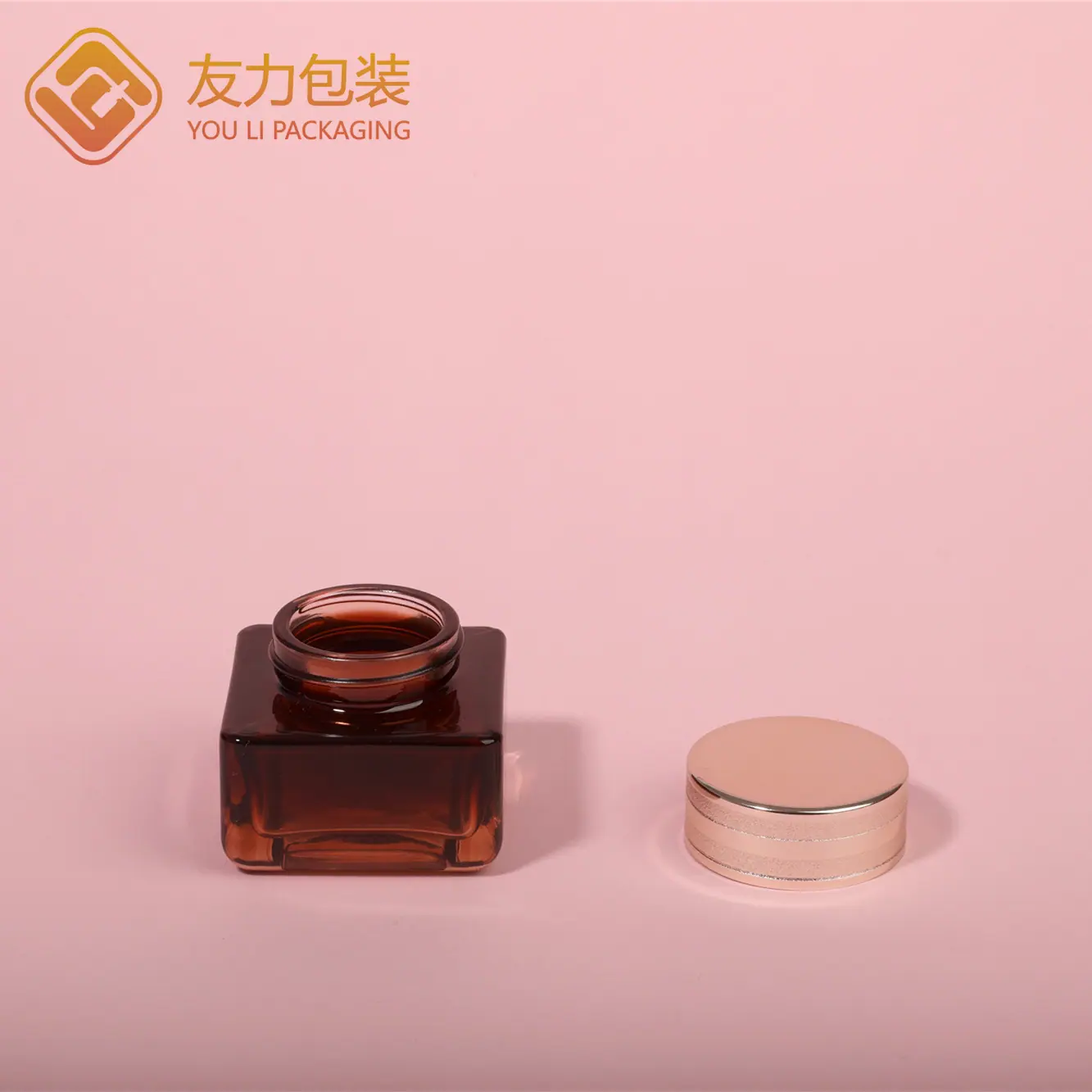 影棚拍摄-861_副本_副本